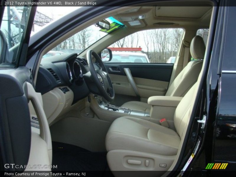 Black / Sand Beige 2012 Toyota Highlander V6 4WD