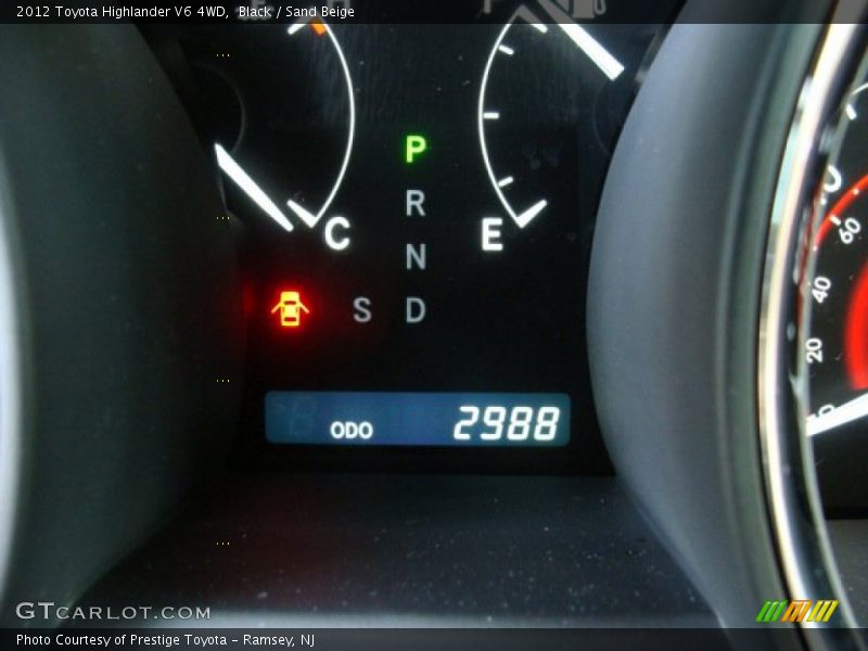 Black / Sand Beige 2012 Toyota Highlander V6 4WD