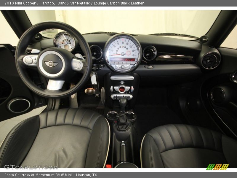 Dashboard of 2010 Cooper S Hardtop