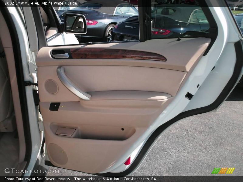 Alpine White / Beige 2002 BMW X5 4.4i