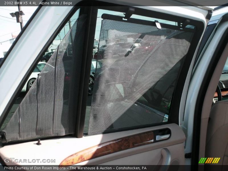 Alpine White / Beige 2002 BMW X5 4.4i