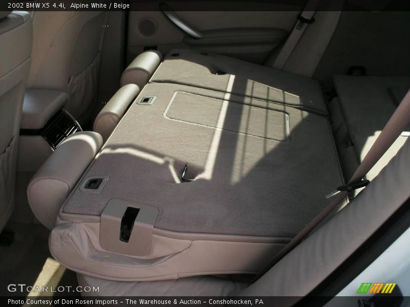 Alpine White / Beige 2002 BMW X5 4.4i