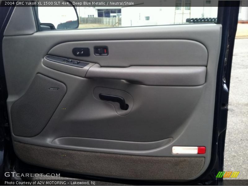 Deep Blue Metallic / Neutral/Shale 2004 GMC Yukon XL 1500 SLT 4x4