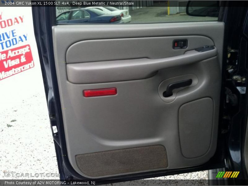 Deep Blue Metallic / Neutral/Shale 2004 GMC Yukon XL 1500 SLT 4x4