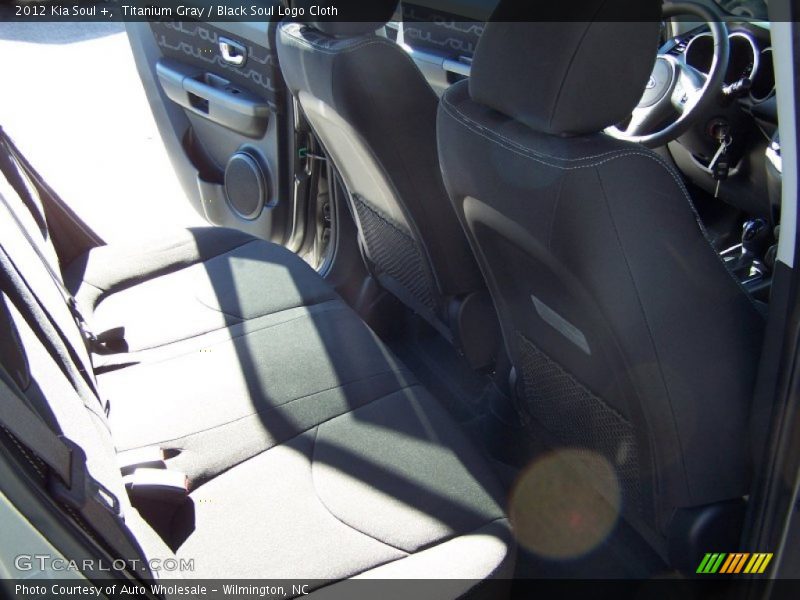 Titanium Gray / Black Soul Logo Cloth 2012 Kia Soul +