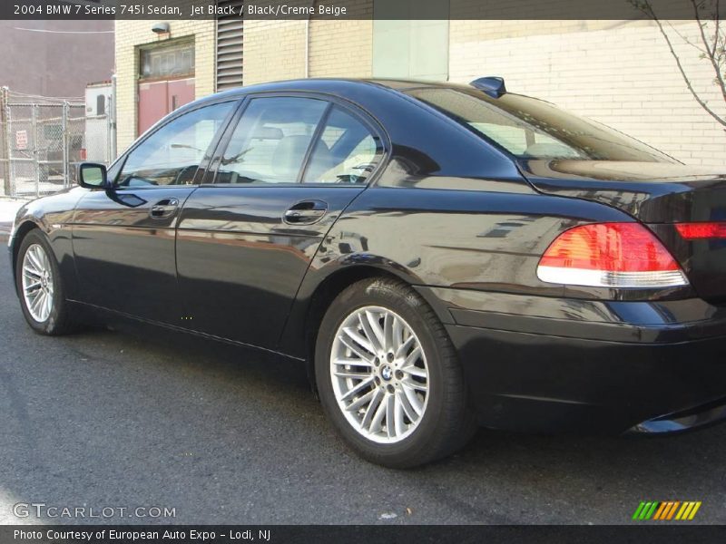 Jet Black / Black/Creme Beige 2004 BMW 7 Series 745i Sedan