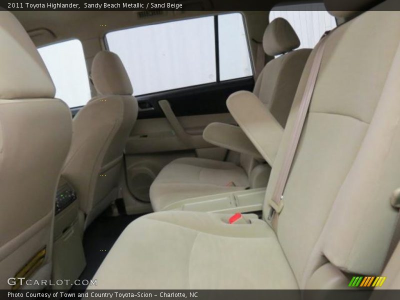 Sandy Beach Metallic / Sand Beige 2011 Toyota Highlander