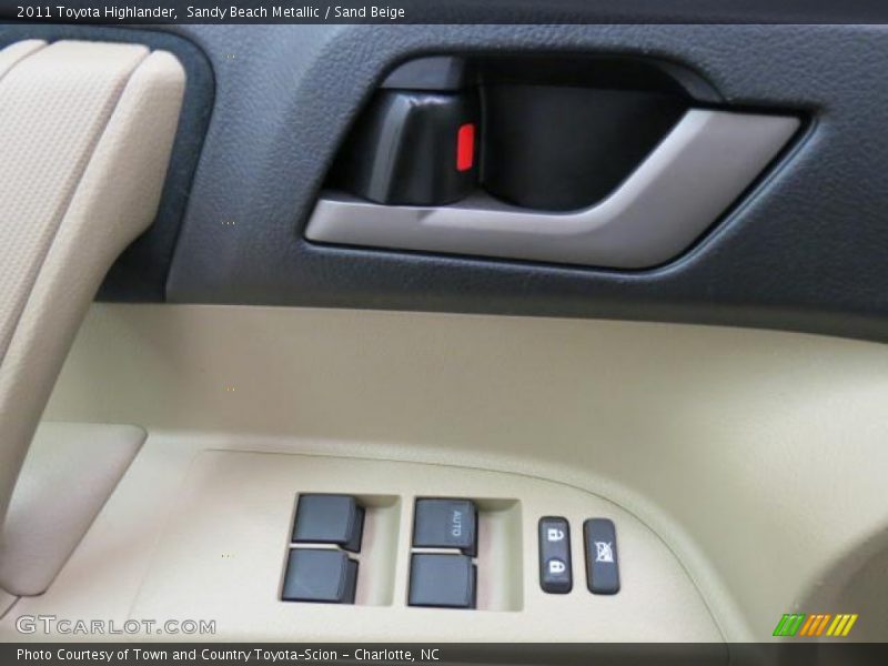 Sandy Beach Metallic / Sand Beige 2011 Toyota Highlander