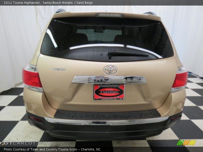Sandy Beach Metallic / Sand Beige 2011 Toyota Highlander