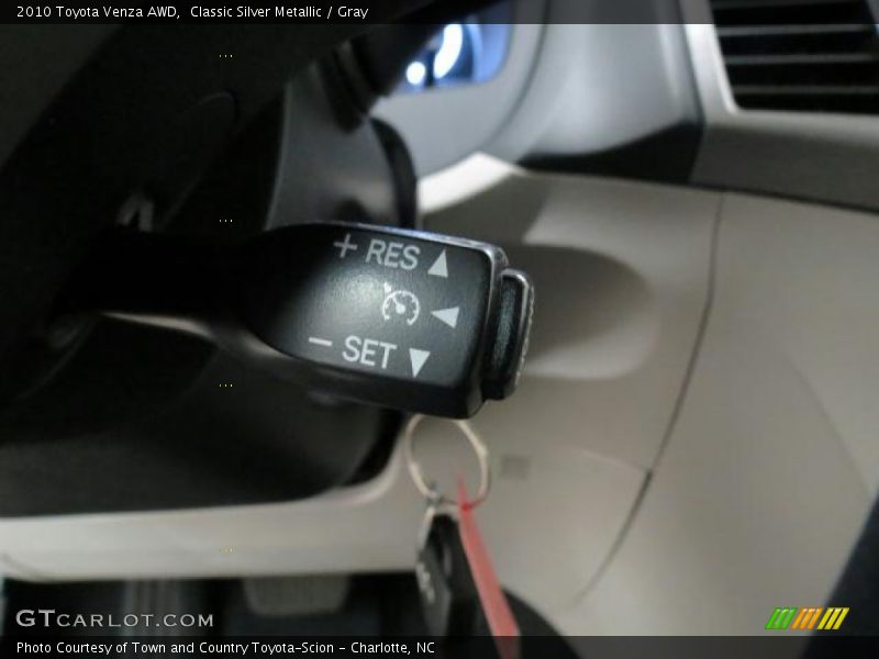 Classic Silver Metallic / Gray 2010 Toyota Venza AWD