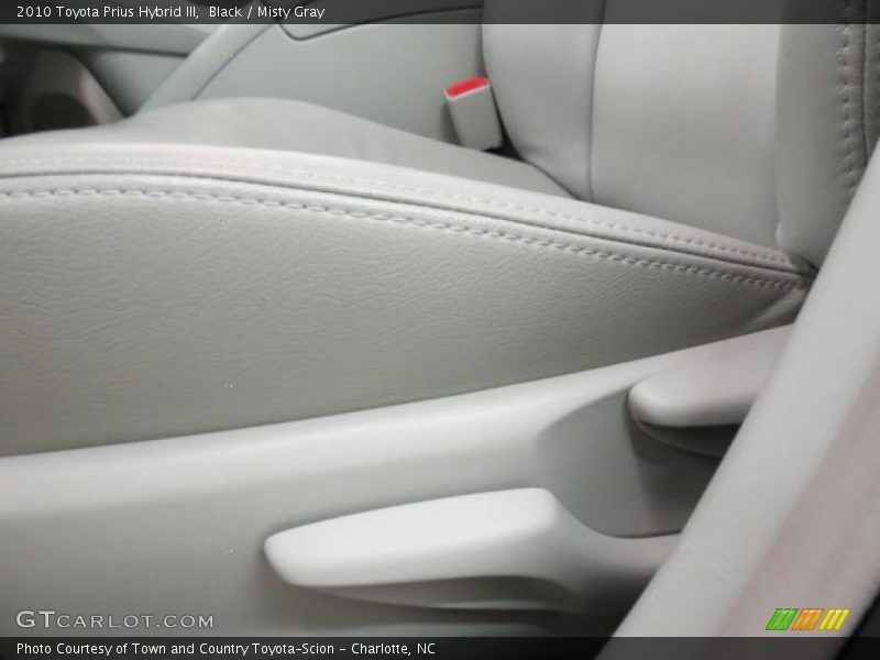Black / Misty Gray 2010 Toyota Prius Hybrid III