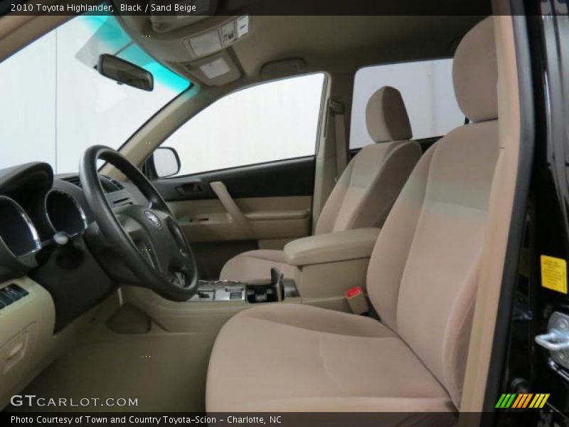 Black / Sand Beige 2010 Toyota Highlander