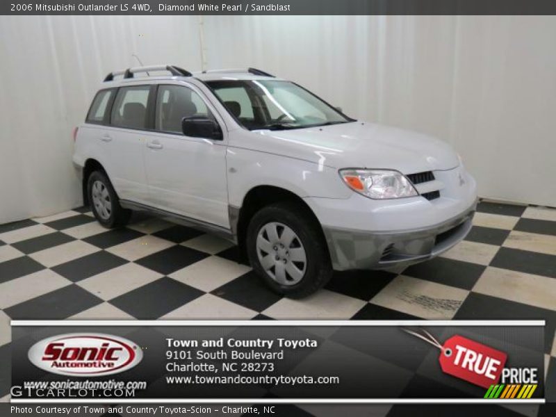 Diamond White Pearl / Sandblast 2006 Mitsubishi Outlander LS 4WD