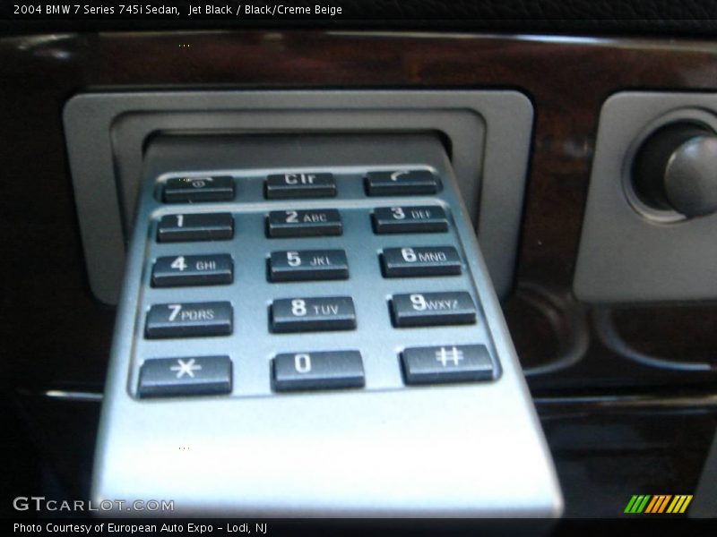 Jet Black / Black/Creme Beige 2004 BMW 7 Series 745i Sedan