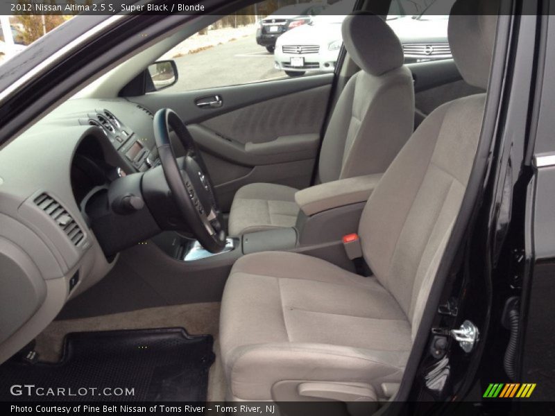 Super Black / Blonde 2012 Nissan Altima 2.5 S