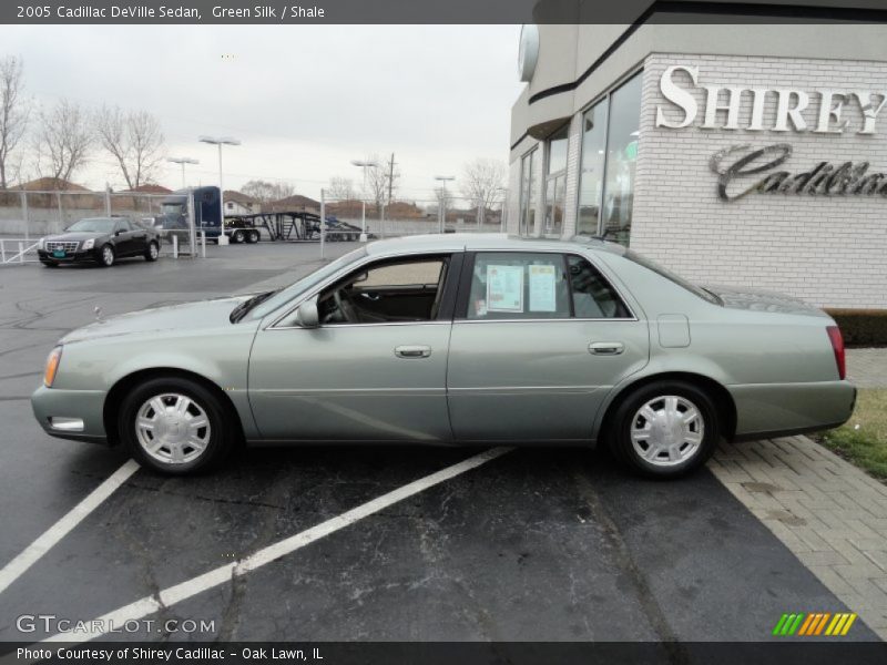 Green Silk / Shale 2005 Cadillac DeVille Sedan