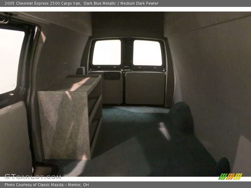  2005 Express 2500 Cargo Van Medium Dark Pewter Interior