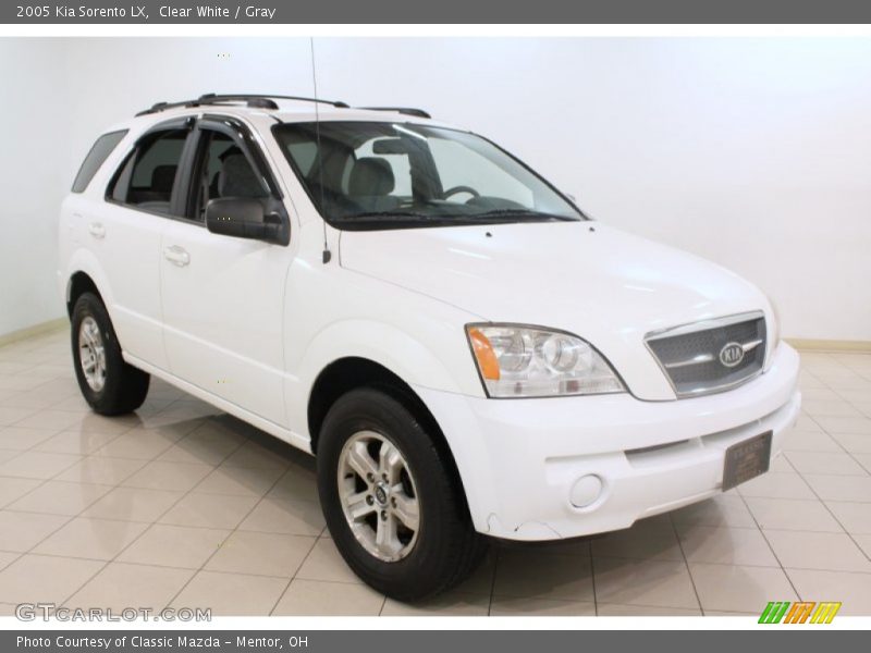Clear White / Gray 2005 Kia Sorento LX