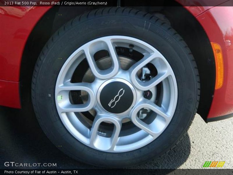 Rosso (Red) / Grigio/Avorio (Gray/Ivory) 2013 Fiat 500 Pop