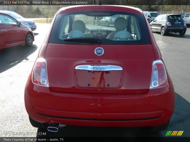Rosso (Red) / Grigio/Avorio (Gray/Ivory) 2013 Fiat 500 Pop