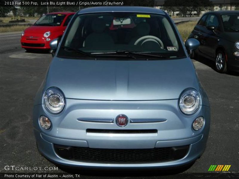 Luce Blu (Light Blue) / Grigio/Avorio (Gray/Ivory) 2013 Fiat 500 Pop