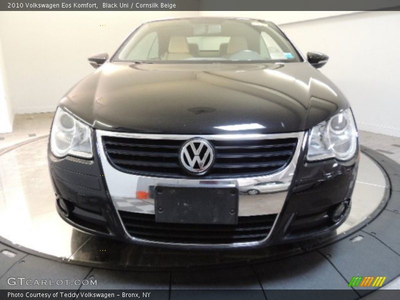 Black Uni / Cornsilk Beige 2010 Volkswagen Eos Komfort