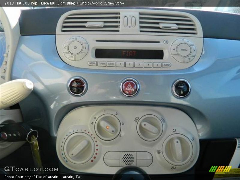 Luce Blu (Light Blue) / Grigio/Avorio (Gray/Ivory) 2013 Fiat 500 Pop