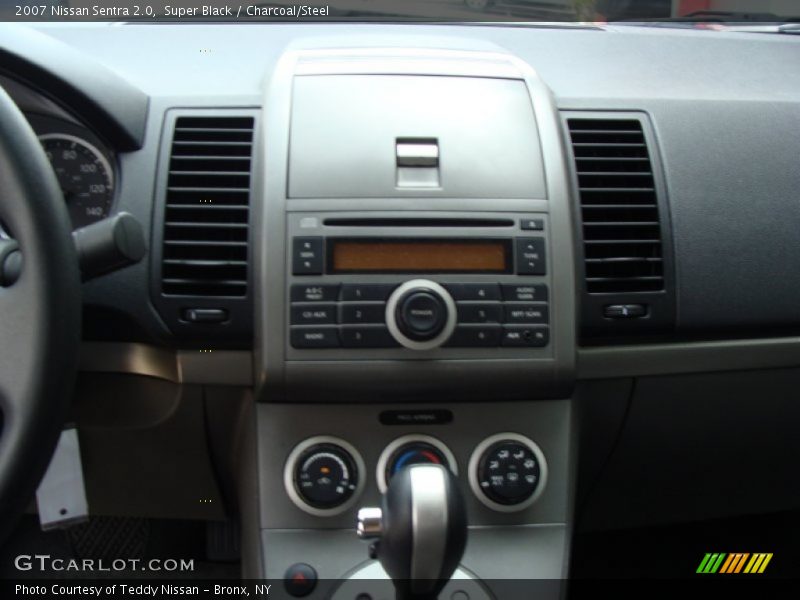 Super Black / Charcoal/Steel 2007 Nissan Sentra 2.0