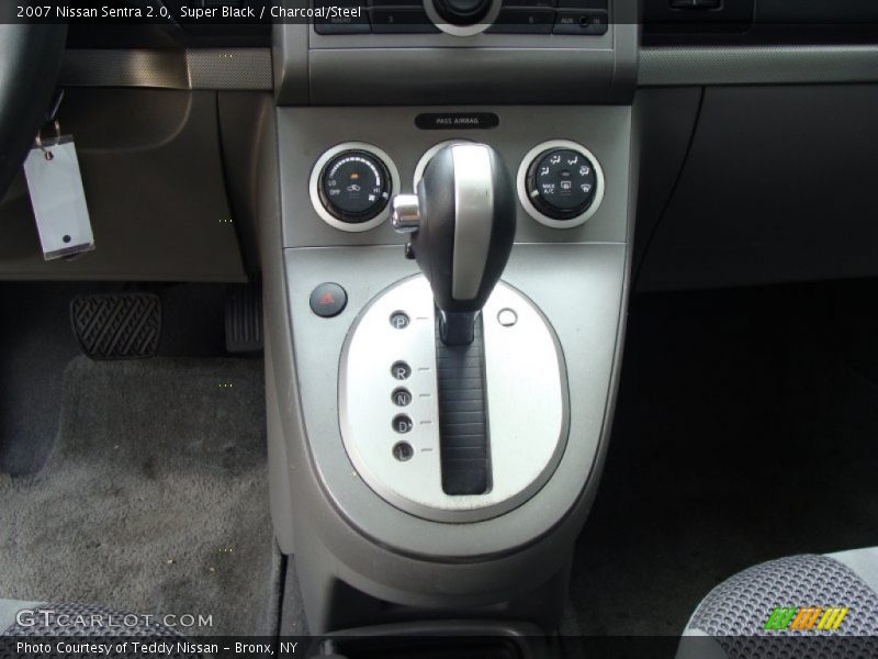 Super Black / Charcoal/Steel 2007 Nissan Sentra 2.0