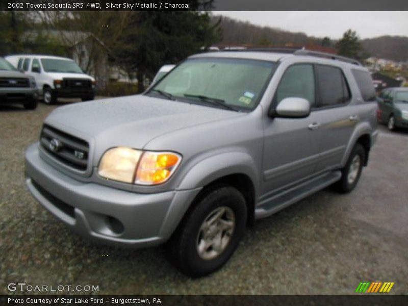Silver Sky Metallic / Charcoal 2002 Toyota Sequoia SR5 4WD