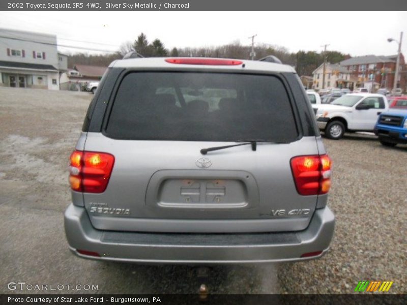 Silver Sky Metallic / Charcoal 2002 Toyota Sequoia SR5 4WD