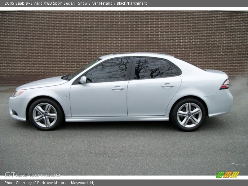 Snow Silver Metallic / Black/Parchment 2009 Saab 9-3 Aero XWD Sport Sedan