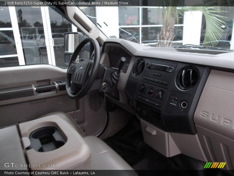 Oxford White / Medium Stone 2008 Ford F250 Super Duty XL SuperCab
