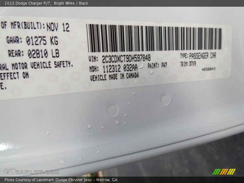 Bright White / Black 2013 Dodge Charger R/T