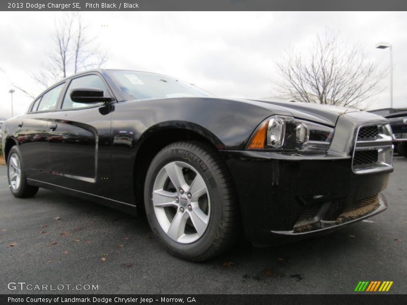 Pitch Black / Black 2013 Dodge Charger SE
