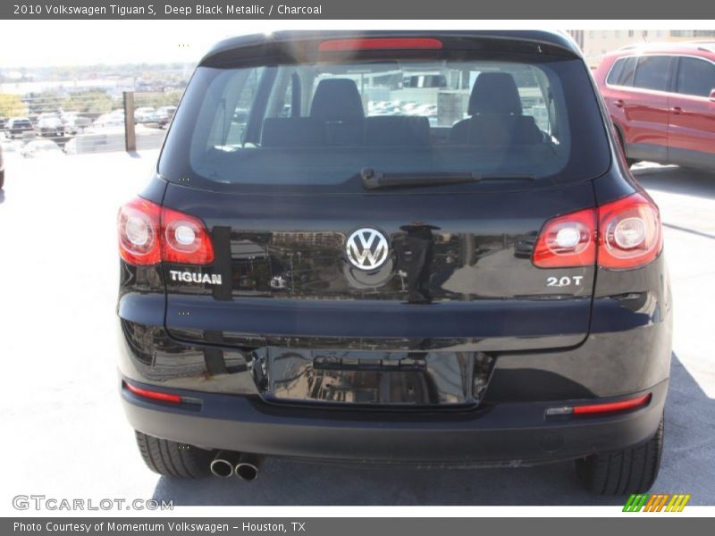 Deep Black Metallic / Charcoal 2010 Volkswagen Tiguan S