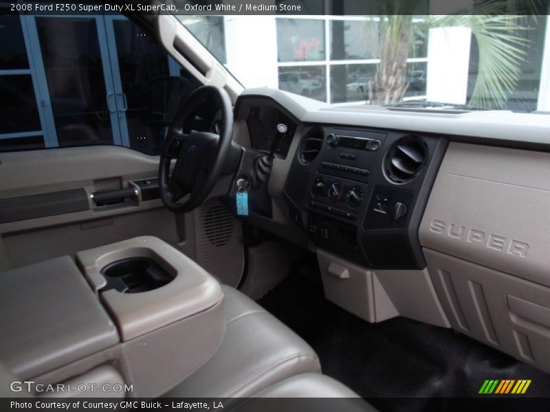 Oxford White / Medium Stone 2008 Ford F250 Super Duty XL SuperCab