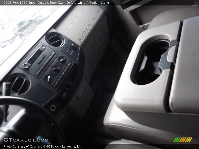 Oxford White / Medium Stone 2008 Ford F250 Super Duty XL SuperCab