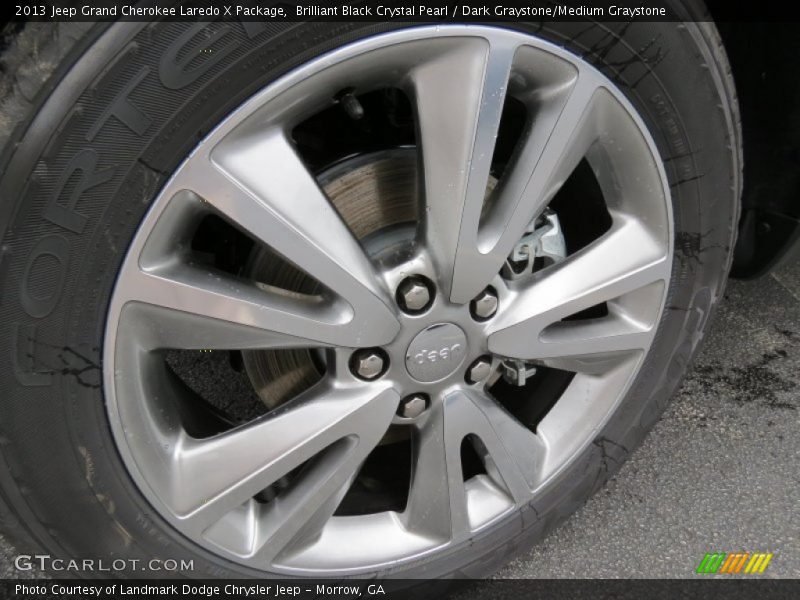 Brilliant Black Crystal Pearl / Dark Graystone/Medium Graystone 2013 Jeep Grand Cherokee Laredo X Package