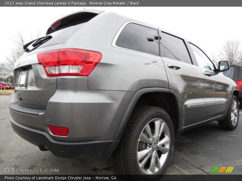 Mineral Gray Metallic / Black 2013 Jeep Grand Cherokee Laredo X Package