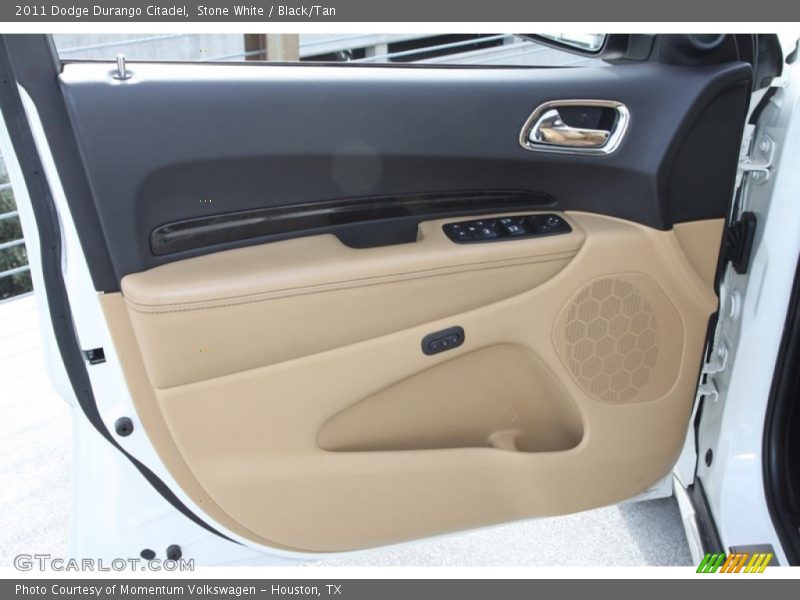 Stone White / Black/Tan 2011 Dodge Durango Citadel