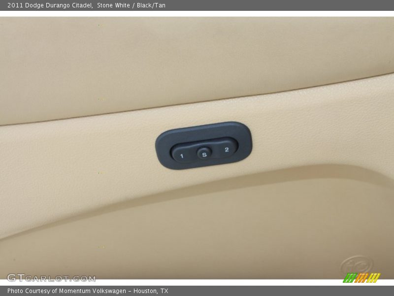 Stone White / Black/Tan 2011 Dodge Durango Citadel
