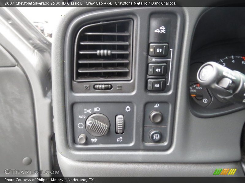 Graystone Metallic / Dark Charcoal 2007 Chevrolet Silverado 2500HD Classic LT Crew Cab 4x4