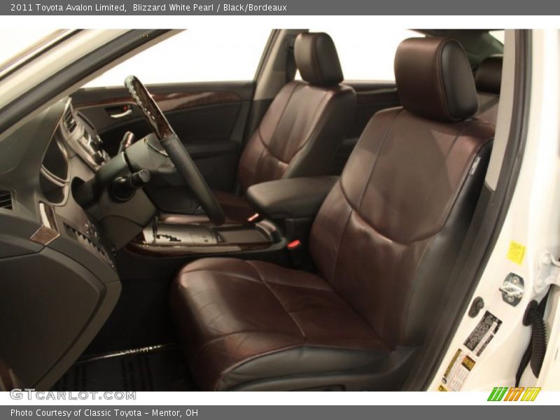 Blizzard White Pearl / Black/Bordeaux 2011 Toyota Avalon Limited
