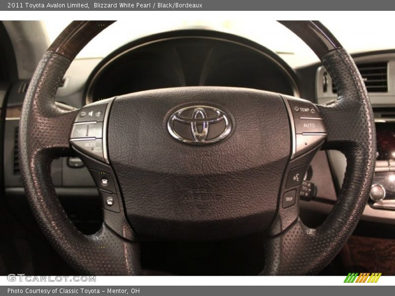 Blizzard White Pearl / Black/Bordeaux 2011 Toyota Avalon Limited