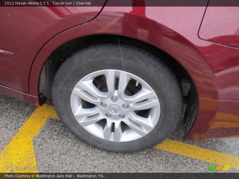 Tuscan Sun / Charcoal 2011 Nissan Altima 2.5 S