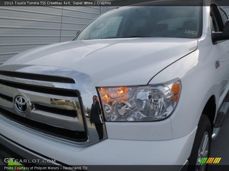 Super White / Graphite 2013 Toyota Tundra TSS CrewMax 4x4