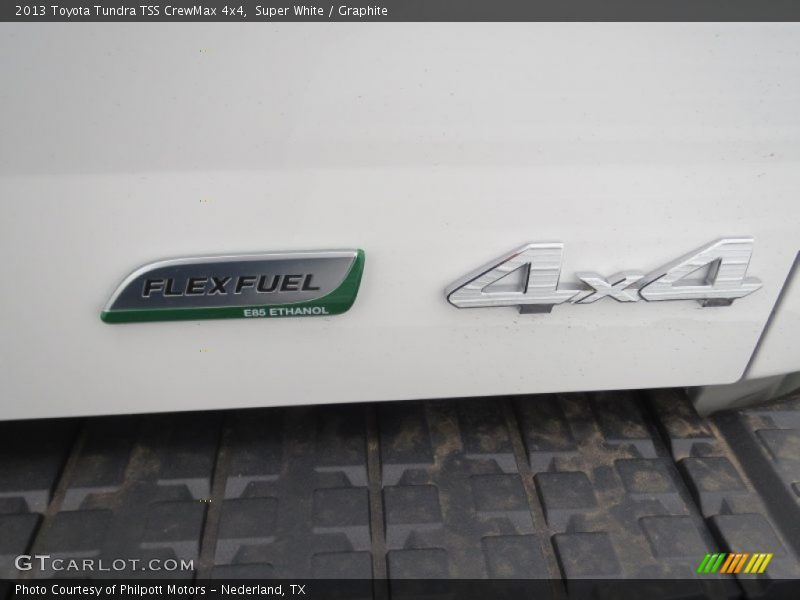 Super White / Graphite 2013 Toyota Tundra TSS CrewMax 4x4
