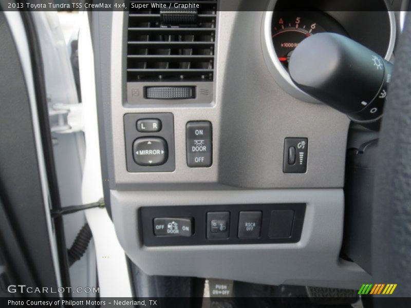 Super White / Graphite 2013 Toyota Tundra TSS CrewMax 4x4