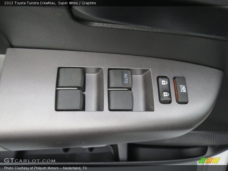 Super White / Graphite 2013 Toyota Tundra CrewMax